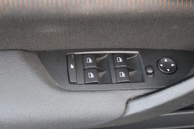 BMW X1 sDrive 18i High Executive Automaat volledig