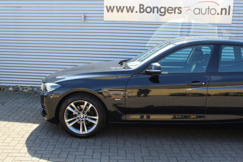 BMW 320i GT Sport-Line Automaat volledig