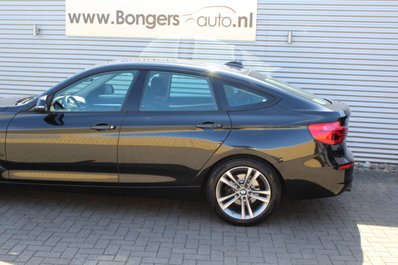 BMW 320i GT Sport-Line Automaat volledig