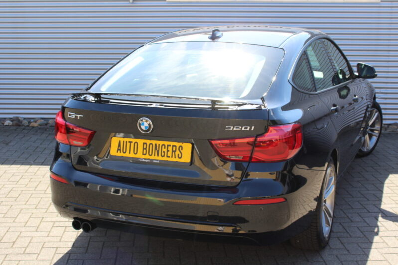 BMW 320i GT Sport-Line Automaat volledig