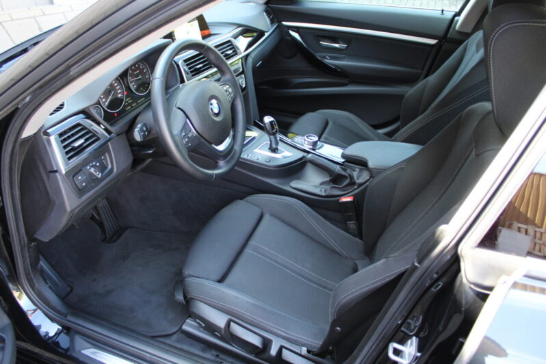 BMW 320i GT Sport-Line Automaat volledig