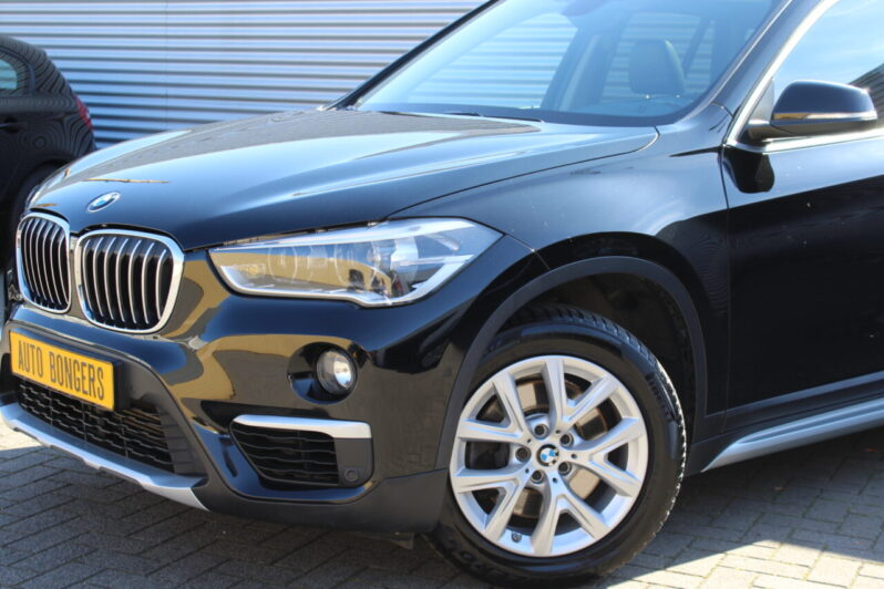 BMW X1 sDrive 20i xLine Automaat volledig