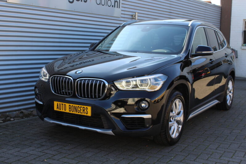 BMW X1 sDrive 20i xLine Automaat volledig