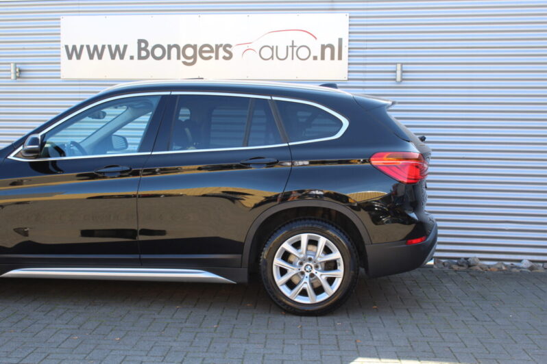 BMW X1 sDrive 20i xLine Automaat volledig