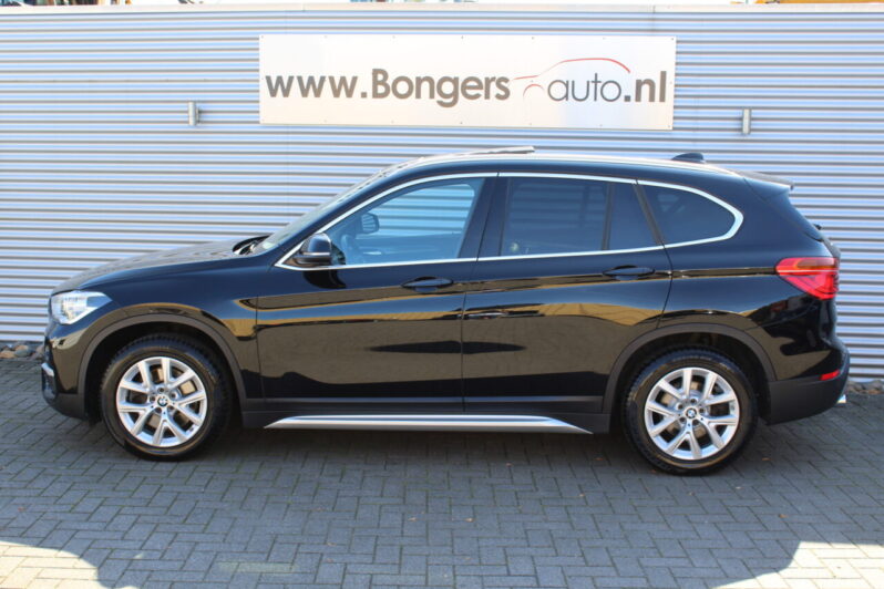 BMW X1 sDrive 20i xLine Automaat volledig