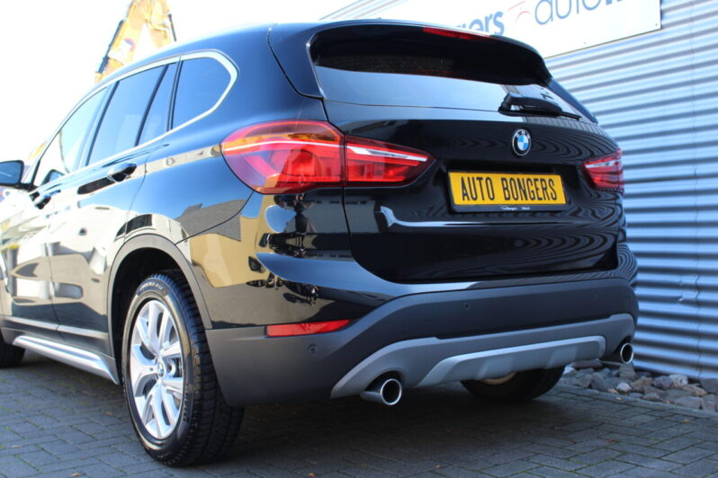 BMW X1 sDrive 20i xLine Automaat volledig