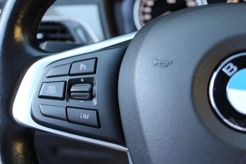 BMW X1 sDrive 20i xLine Automaat volledig