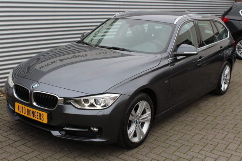 BMW 320i Touring High Executive Automaat volledig
