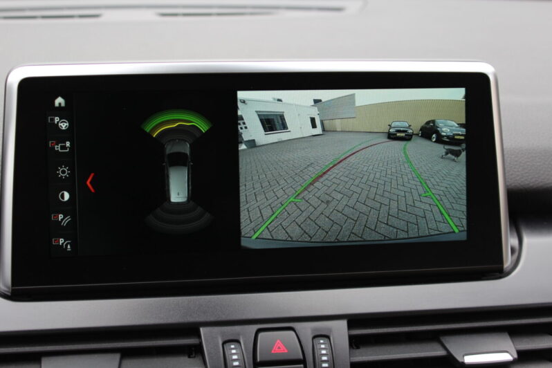 BMW 218i Gran Tourer Luxury Line Automaat volledig
