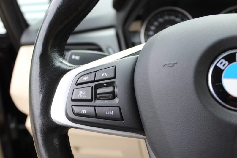 BMW 218i Gran Tourer Luxury Line Automaat volledig