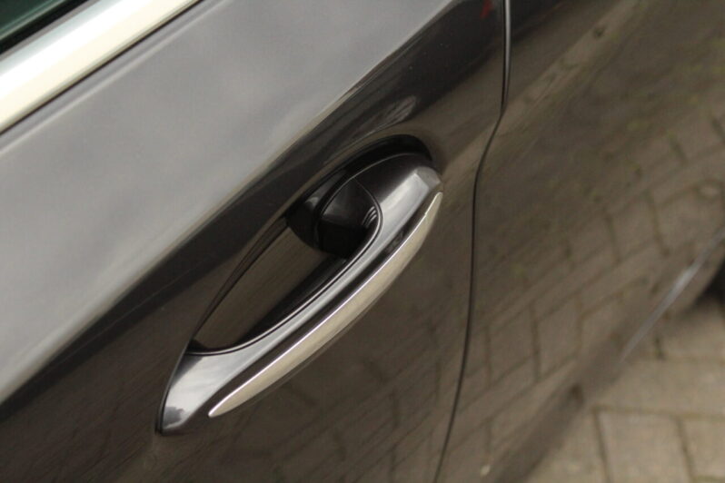 BMW 520i Touring High Executive Automaat volledig