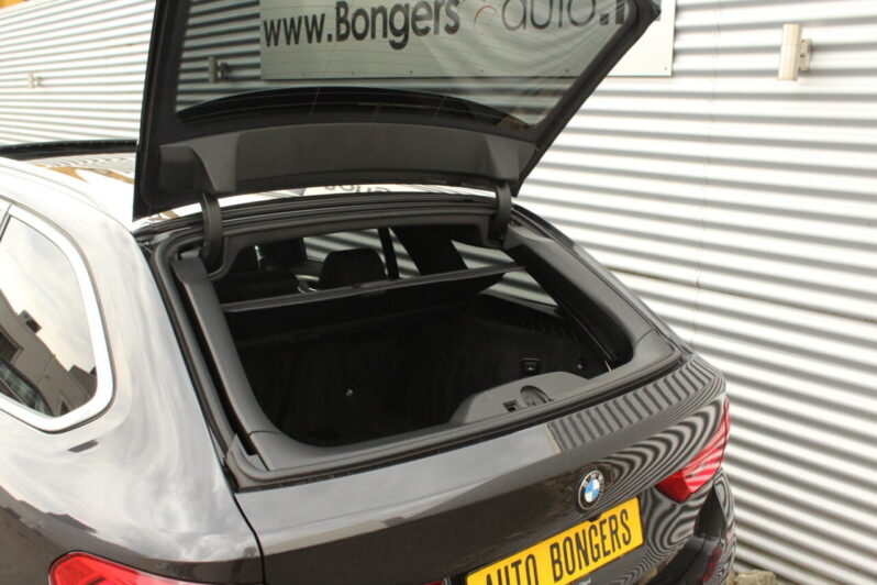 BMW 520i Touring High Executive Automaat volledig