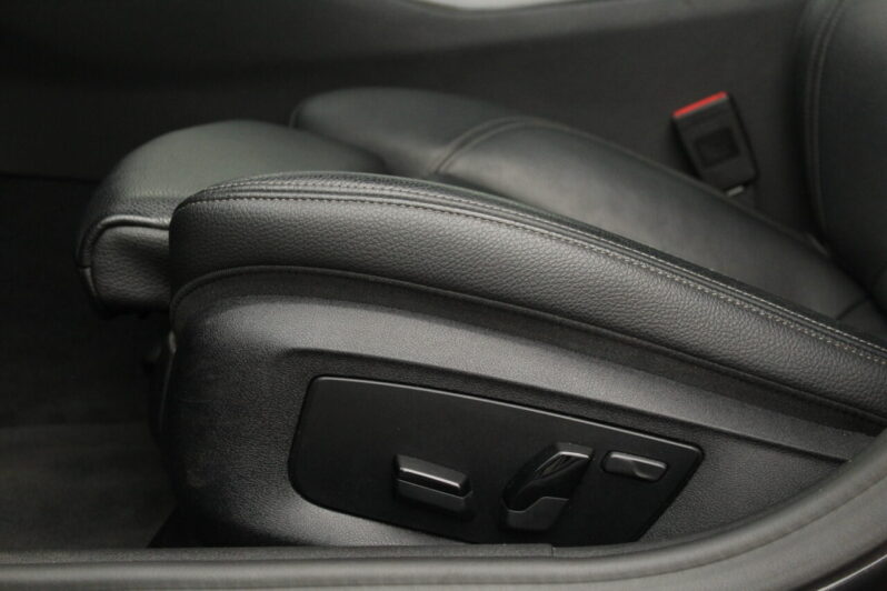 BMW 520i Touring High Executive Automaat volledig