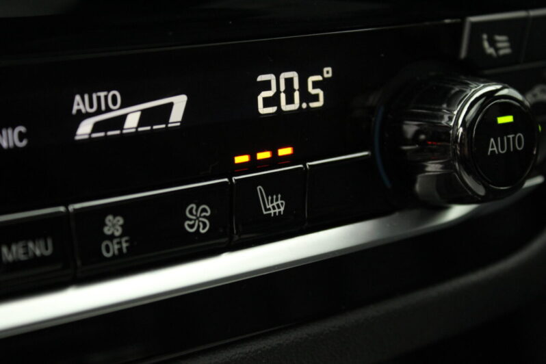 BMW 520i Touring High Executive Automaat volledig